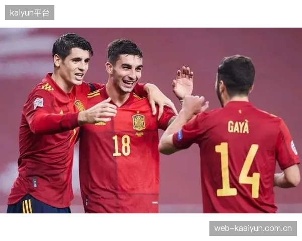 主帅加西亚在热身赛中演练多种阵型,为世界杯正赛做准备。 主帅加西亚在热身赛中演练多种阵型,为世界杯正赛做准备。